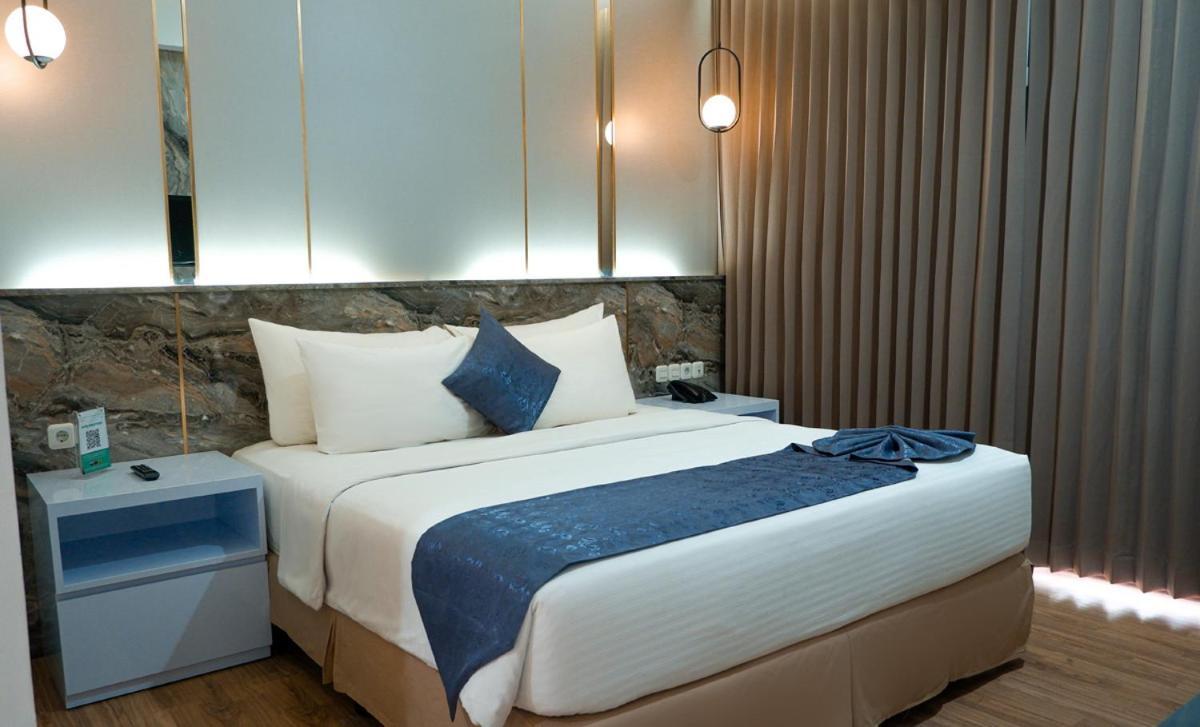 Hotel Ayola Sunrise Mojokerto Ngoại thất bức ảnh