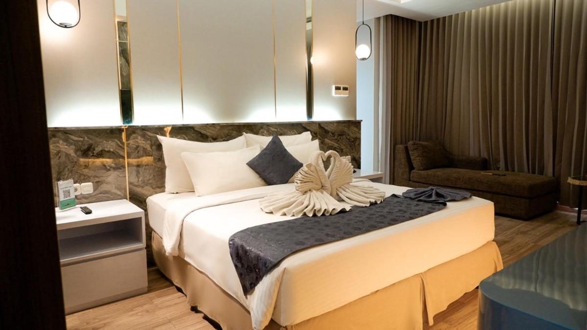 Hotel Ayola Sunrise Mojokerto Ngoại thất bức ảnh