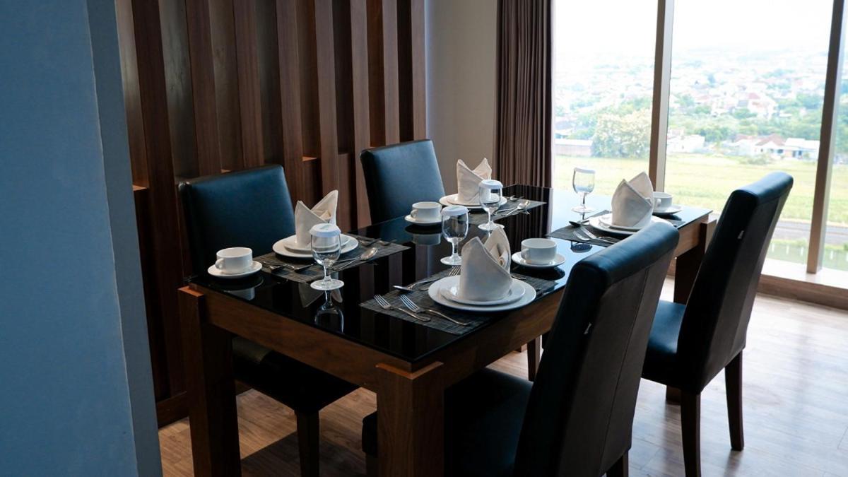 Hotel Ayola Sunrise Mojokerto Ngoại thất bức ảnh