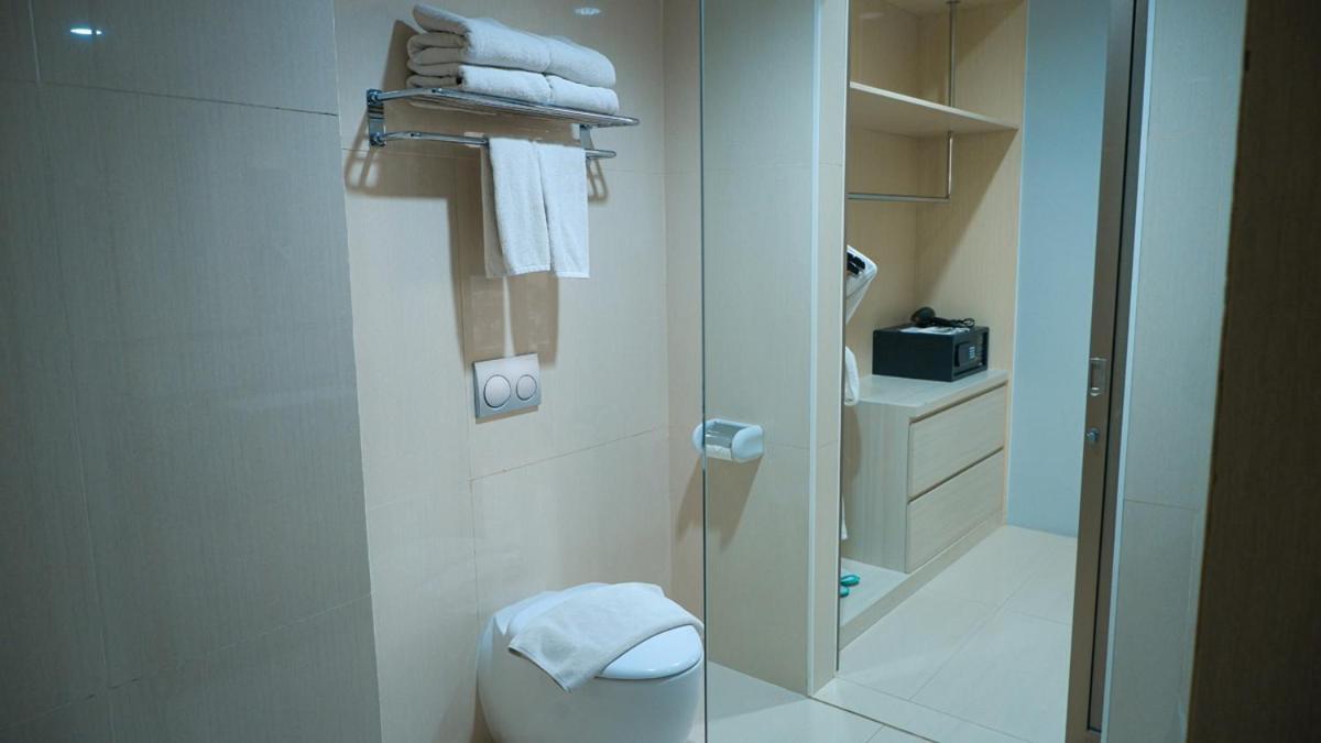 Hotel Ayola Sunrise Mojokerto Ngoại thất bức ảnh