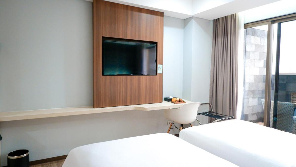 Hotel Ayola Sunrise Mojokerto Ngoại thất bức ảnh